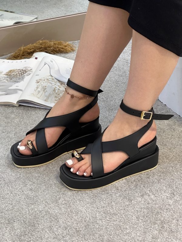 صندل لژدار پلنگی