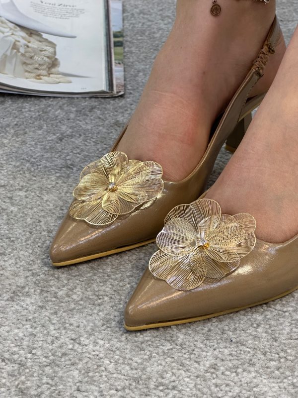 کفش مجلسی گلدار عسلی